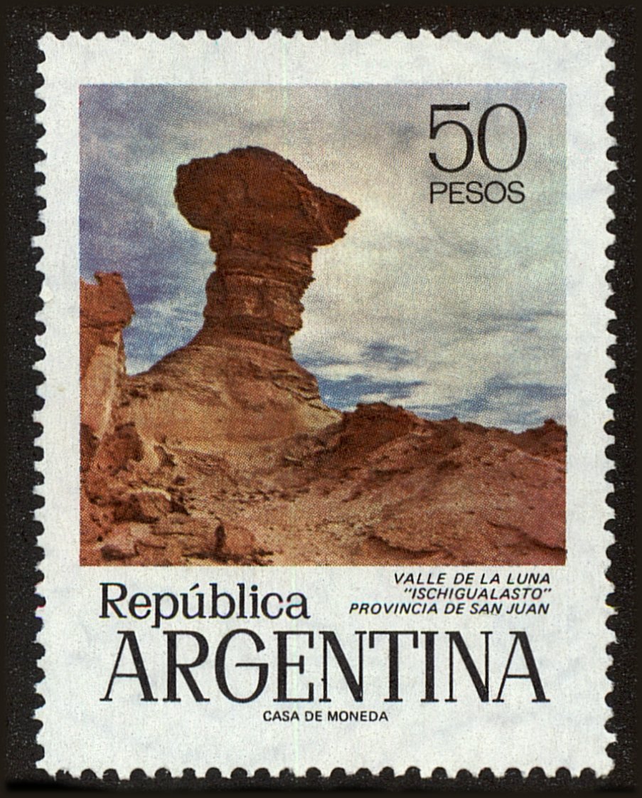 Front view of Argentina 996 collectors stamp