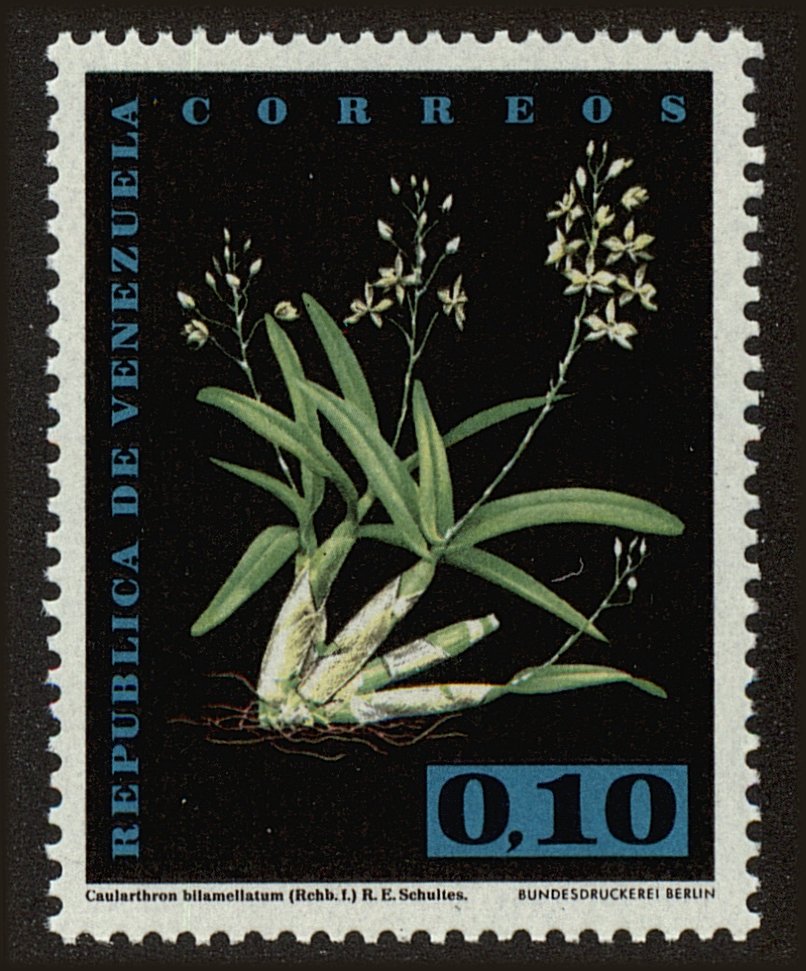 Front view of Venezuela 805 collectors stamp